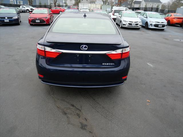 used 2014 Lexus ES 300h car, priced at $16,995