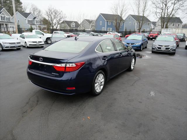 used 2014 Lexus ES 300h car, priced at $16,995