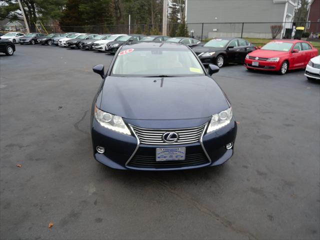 used 2014 Lexus ES 300h car, priced at $16,995