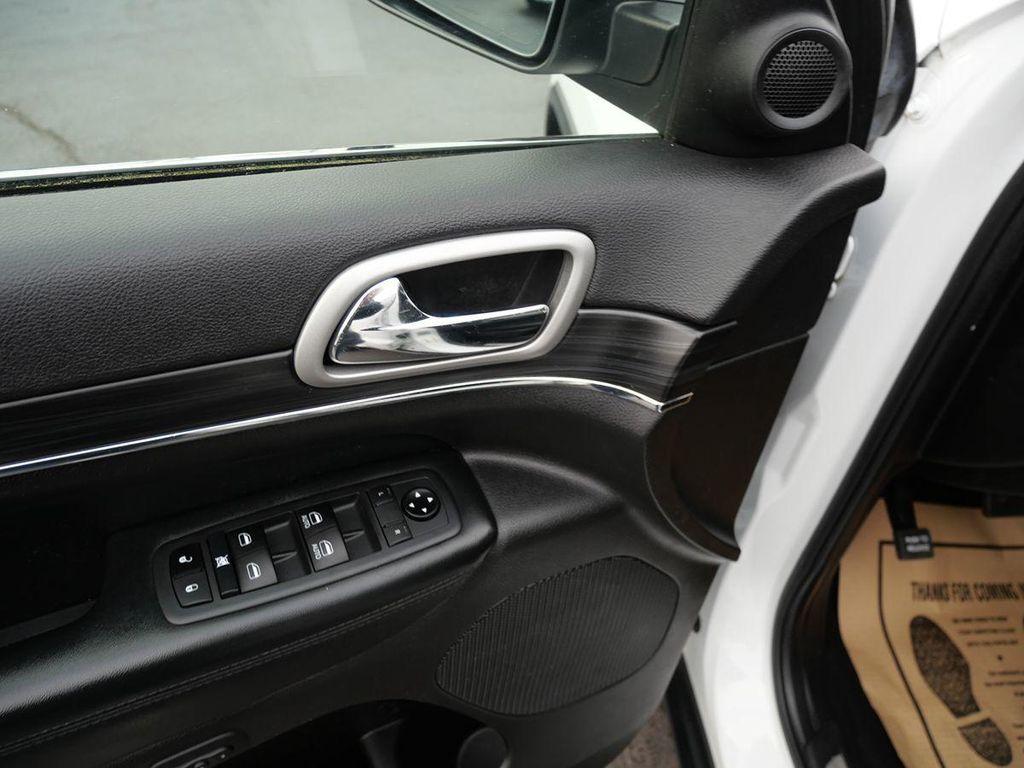 used 2021 Jeep Grand Cherokee car, priced at $22,995