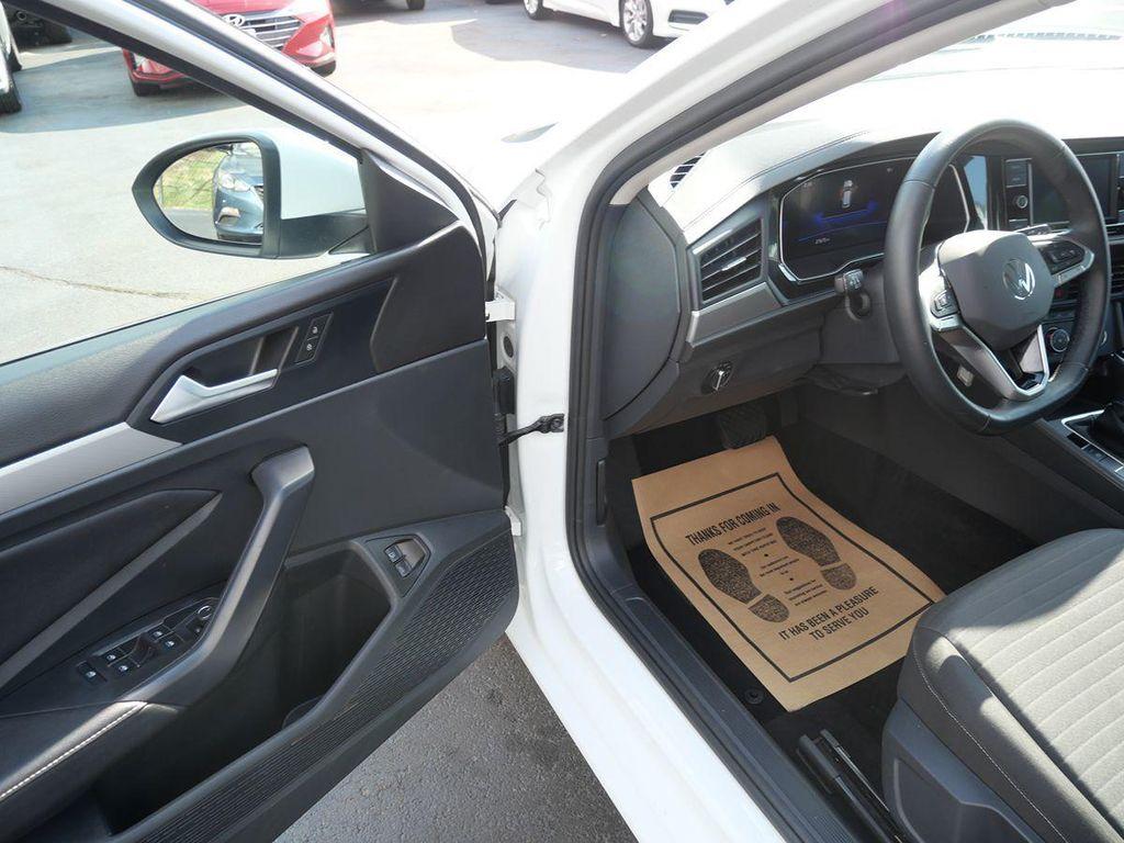 used 2024 Volkswagen Jetta car, priced at $18,995