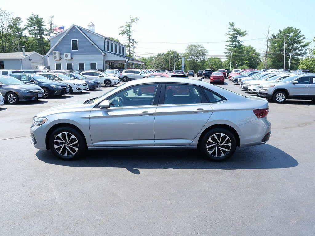 used 2024 Volkswagen Jetta car, priced at $19,995