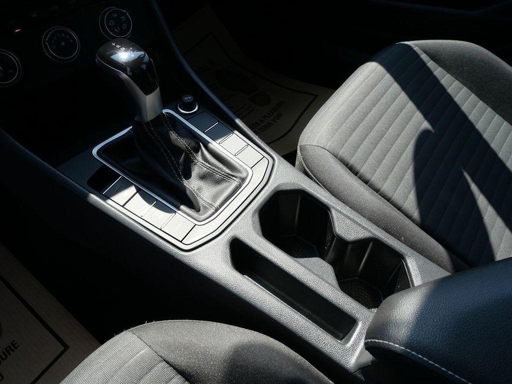 used 2024 Volkswagen Jetta car, priced at $19,995
