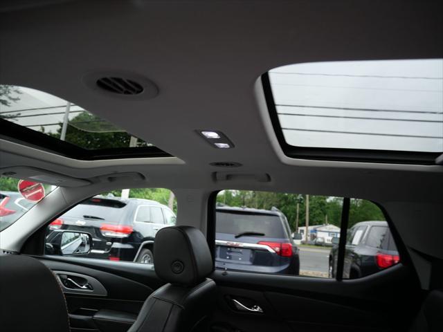 used 2019 Chevrolet Traverse car, priced at $22,995
