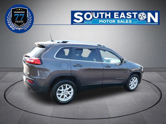 used 2018 Jeep Cherokee car, priced at $15,995