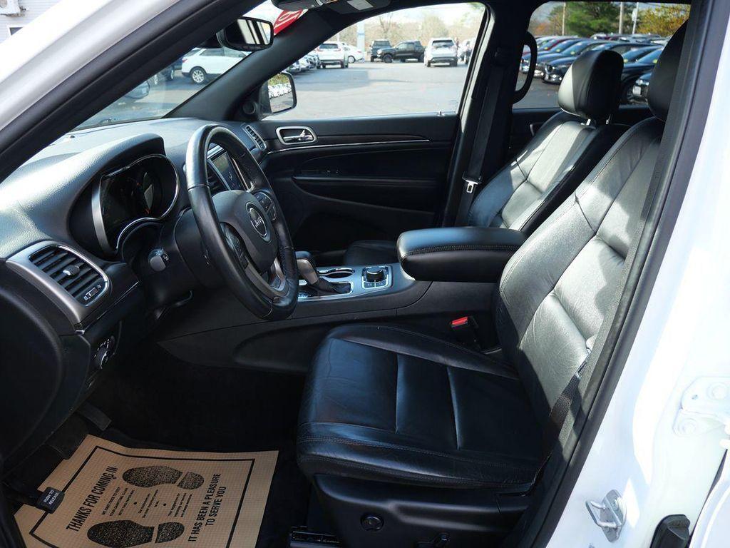 used 2018 Jeep Grand Cherokee car, priced at $19,995