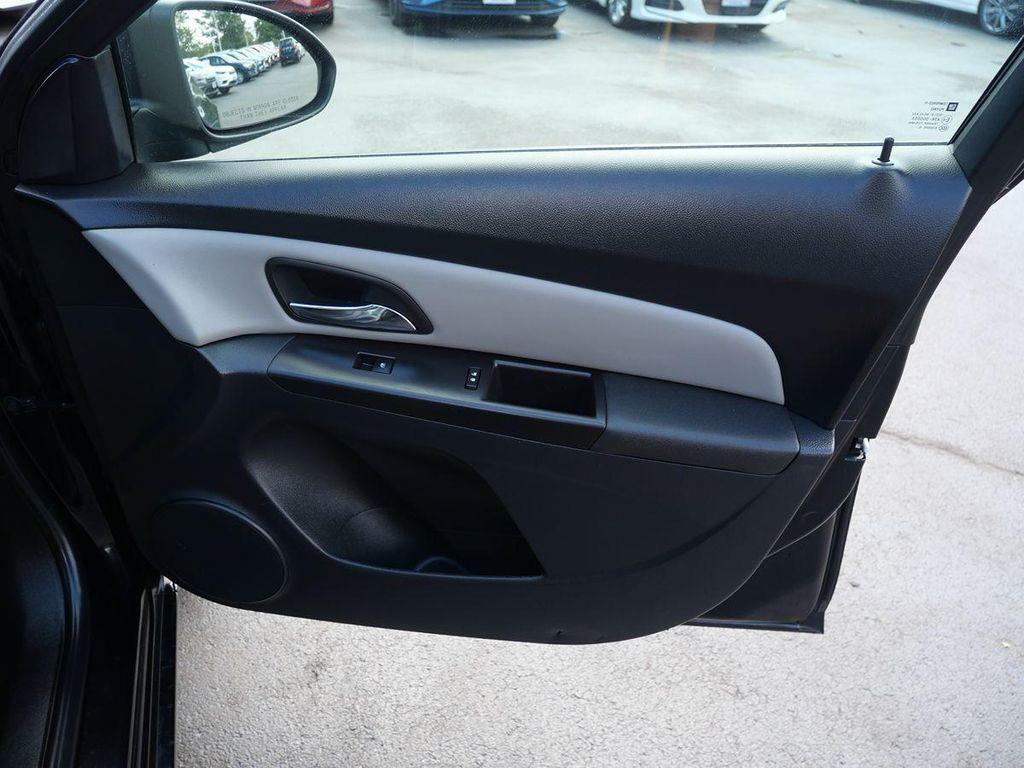 used 2016 Chevrolet Cruze Limited car, priced at $9,995