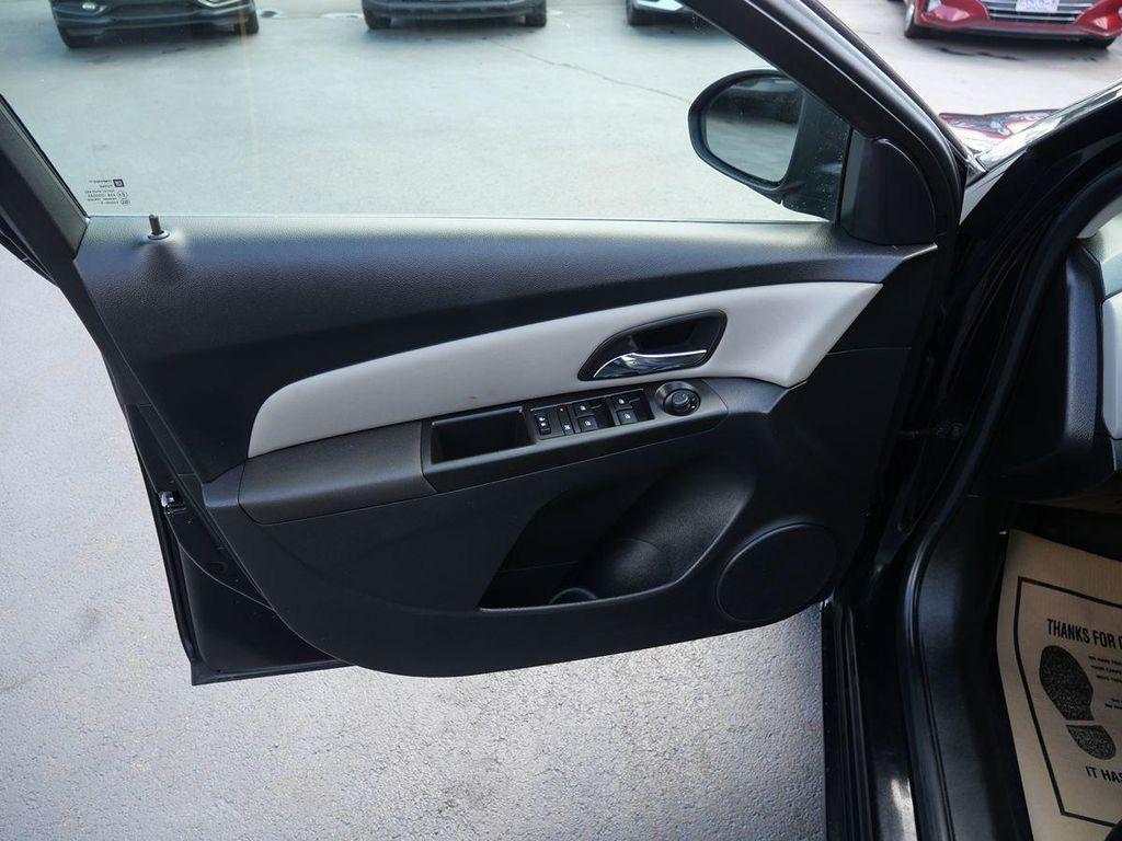 used 2016 Chevrolet Cruze Limited car, priced at $9,995