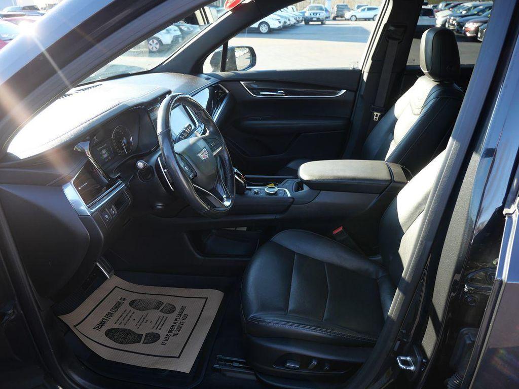used 2020 Cadillac XT6 car, priced at $26,995