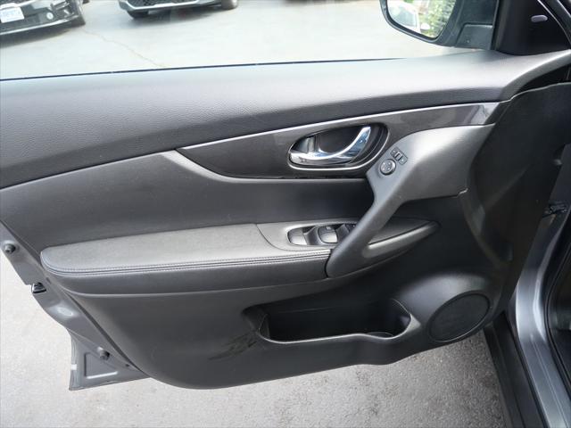 used 2017 Nissan Rogue car, priced at $14,995