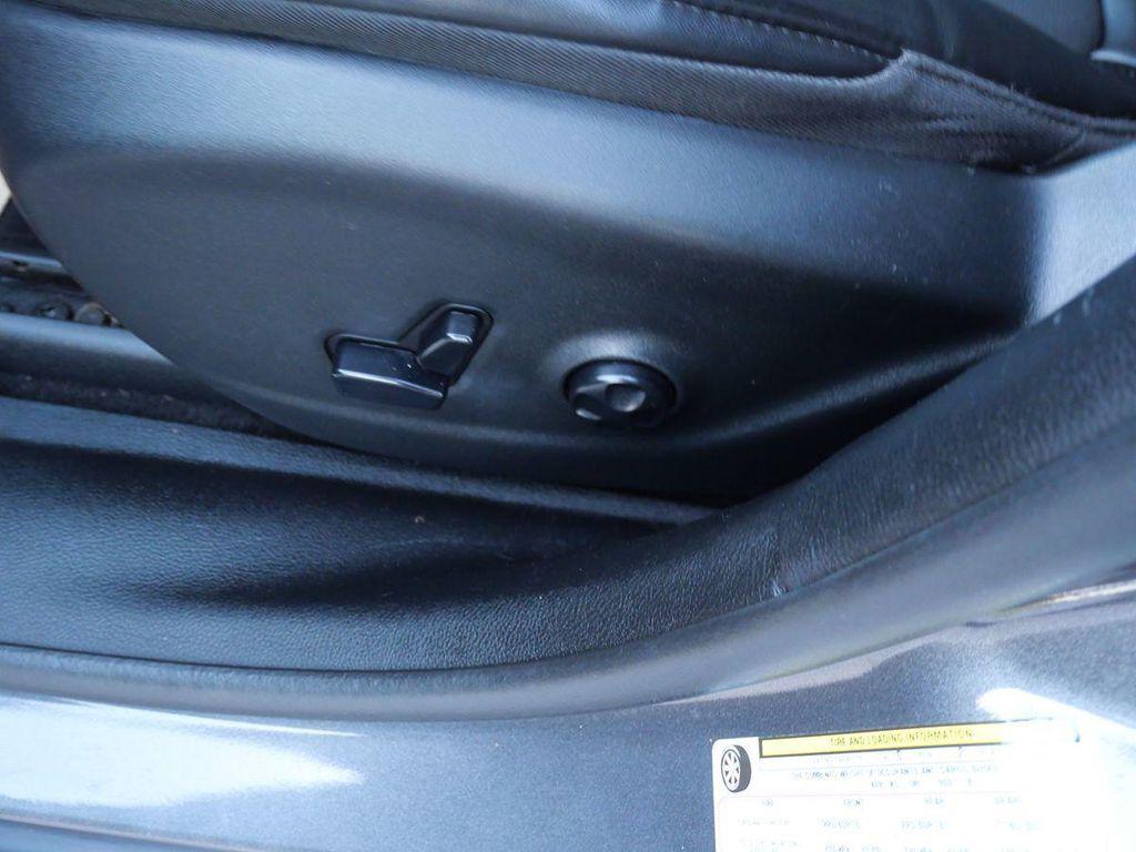 used 2020 Jeep Cherokee car, priced at $18,995