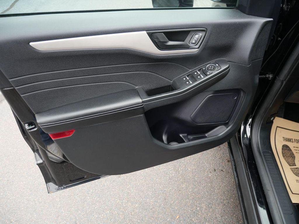 used 2022 Ford Escape car, priced at $17,995