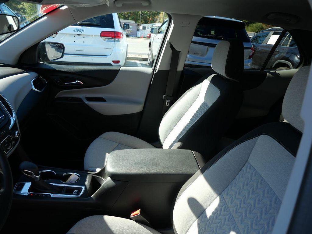 used 2024 Chevrolet Equinox car, priced at $21,995