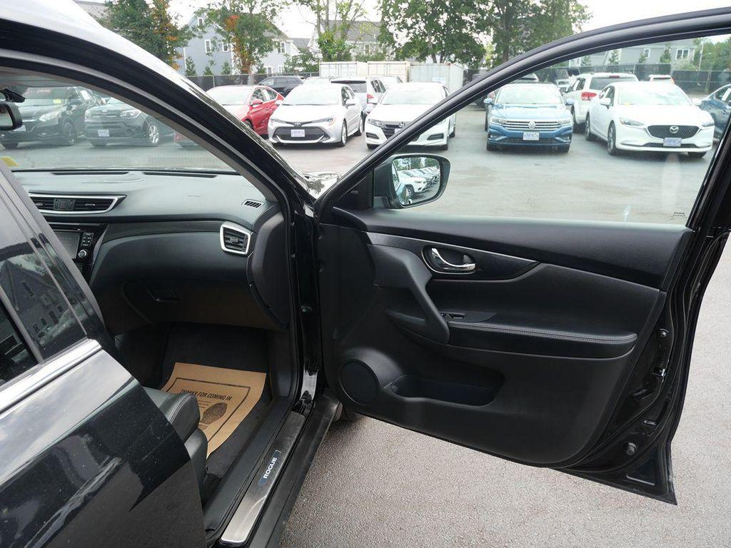 used 2016 Nissan Rogue car, priced at $17,995