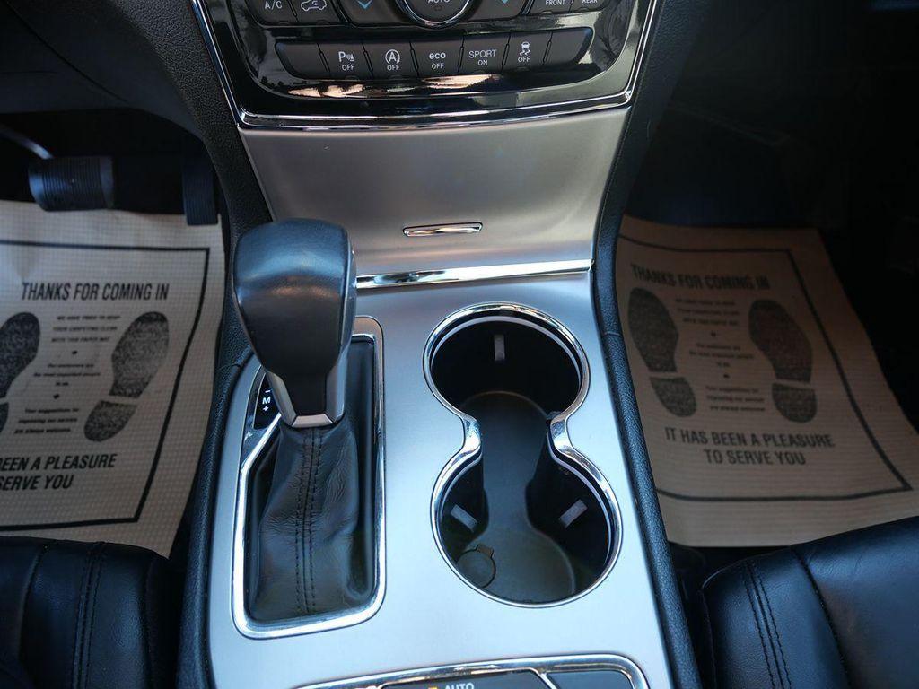 used 2022 Jeep Grand Cherokee car, priced at $25,995