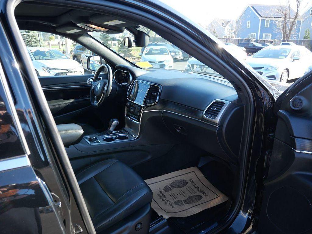 used 2022 Jeep Grand Cherokee car, priced at $25,995