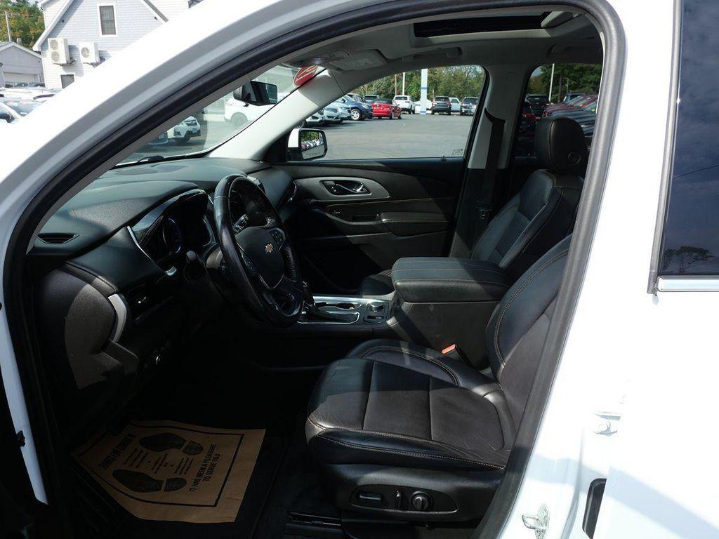 used 2019 Chevrolet Traverse car, priced at $22,995