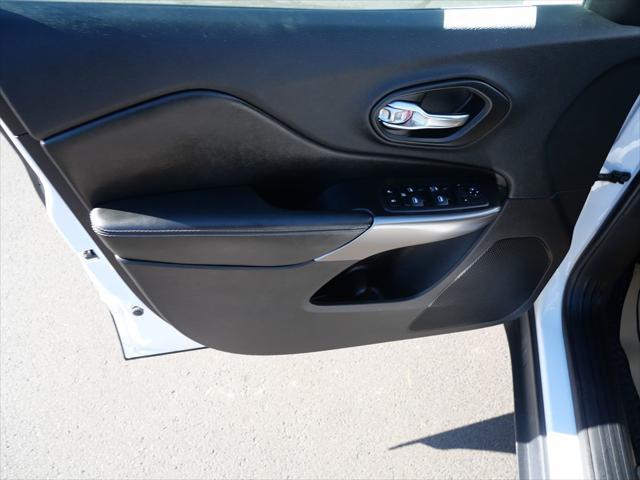 used 2020 Jeep Cherokee car, priced at $16,995