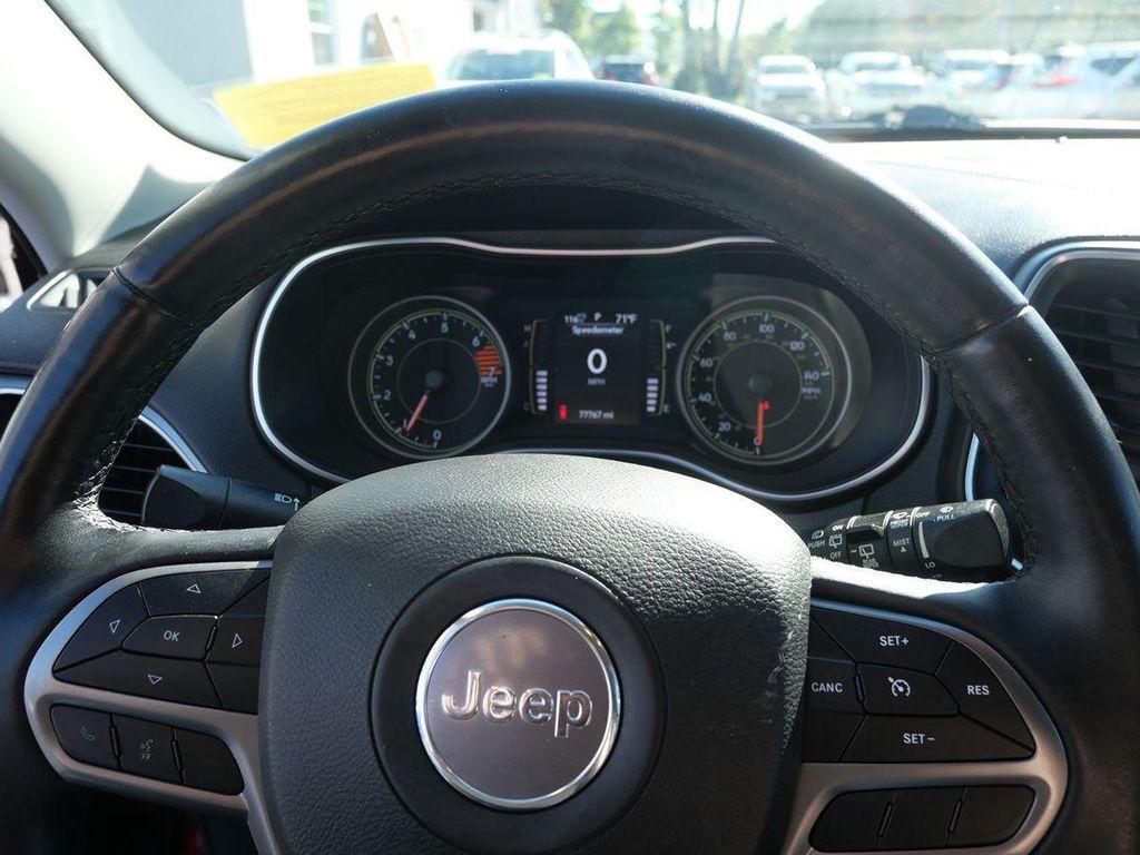 used 2019 Jeep Cherokee car, priced at $14,995