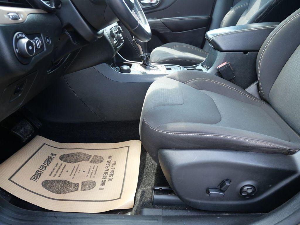 used 2015 Jeep Cherokee car, priced at $13,995