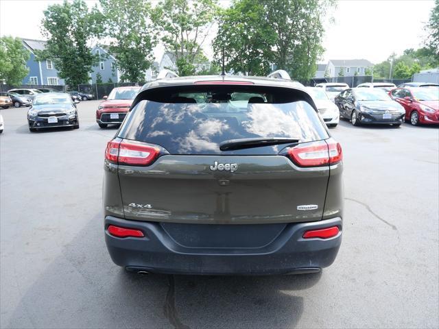 used 2015 Jeep Cherokee car, priced at $13,995