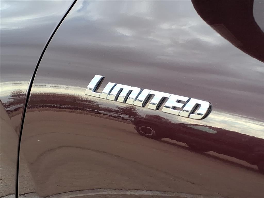 used 2013 Toyota Highlander car, priced at $14,999