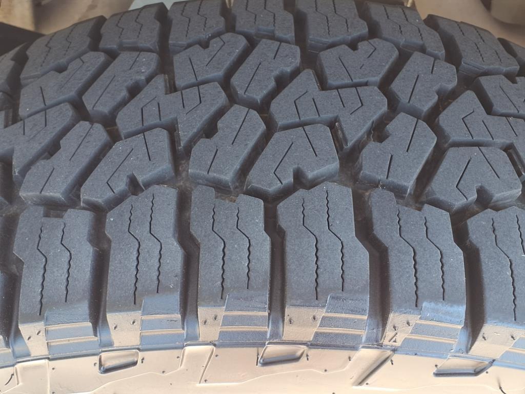 used 2018 Ford F-150 car, priced at $28,999