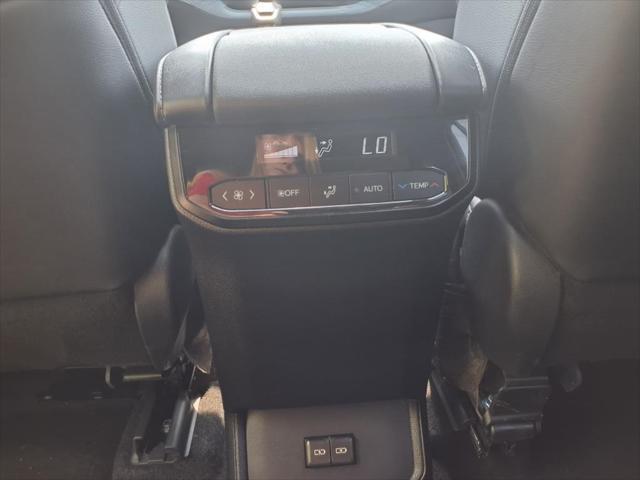 used 2024 Toyota Highlander car, priced at $49,999