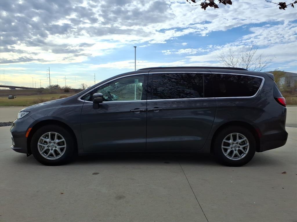 used 2022 Chrysler Pacifica car, priced at $20,999