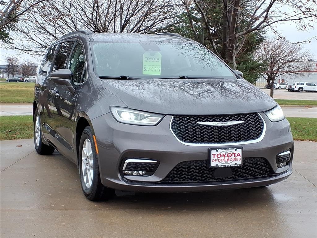 used 2022 Chrysler Pacifica car, priced at $20,999