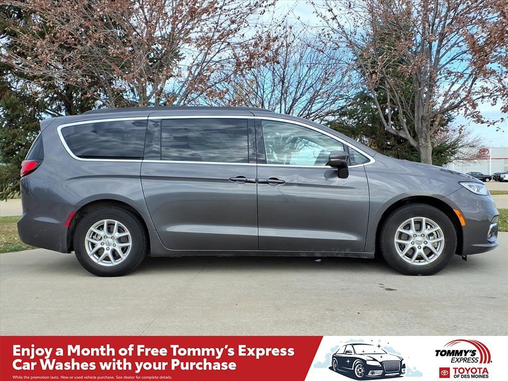 used 2022 Chrysler Pacifica car, priced at $20,999
