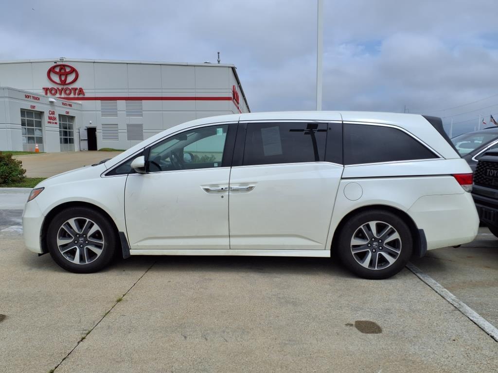 used 2015 Honda Odyssey car, priced at $12,999