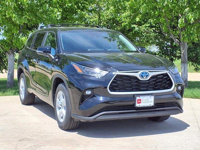 used 2024 Toyota Highlander Hybrid car, priced at $42,999
