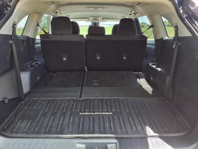 used 2024 Toyota Highlander Hybrid car, priced at $40,988
