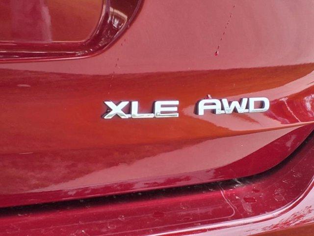 used 2022 Toyota Highlander car, priced at $41,999
