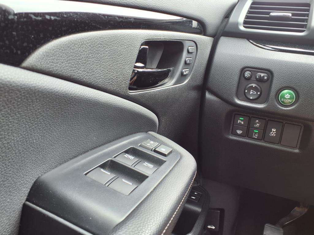 used 2022 Honda Passport car, priced at $34,999