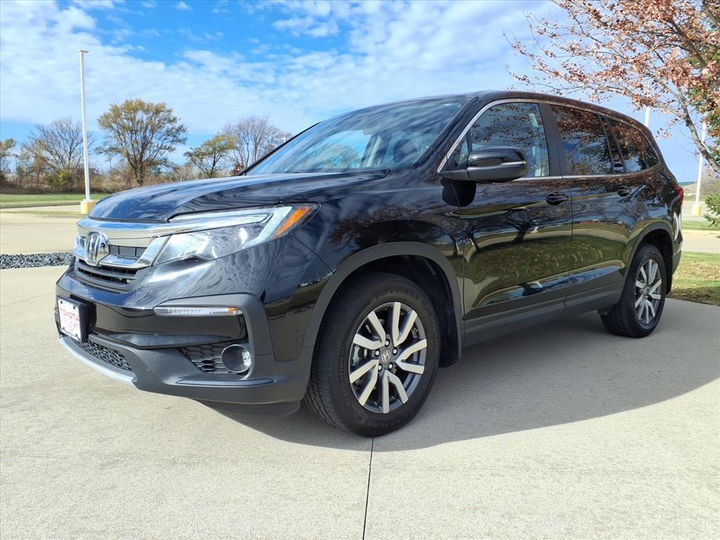 used 2021 Honda Pilot car, priced at $26,999