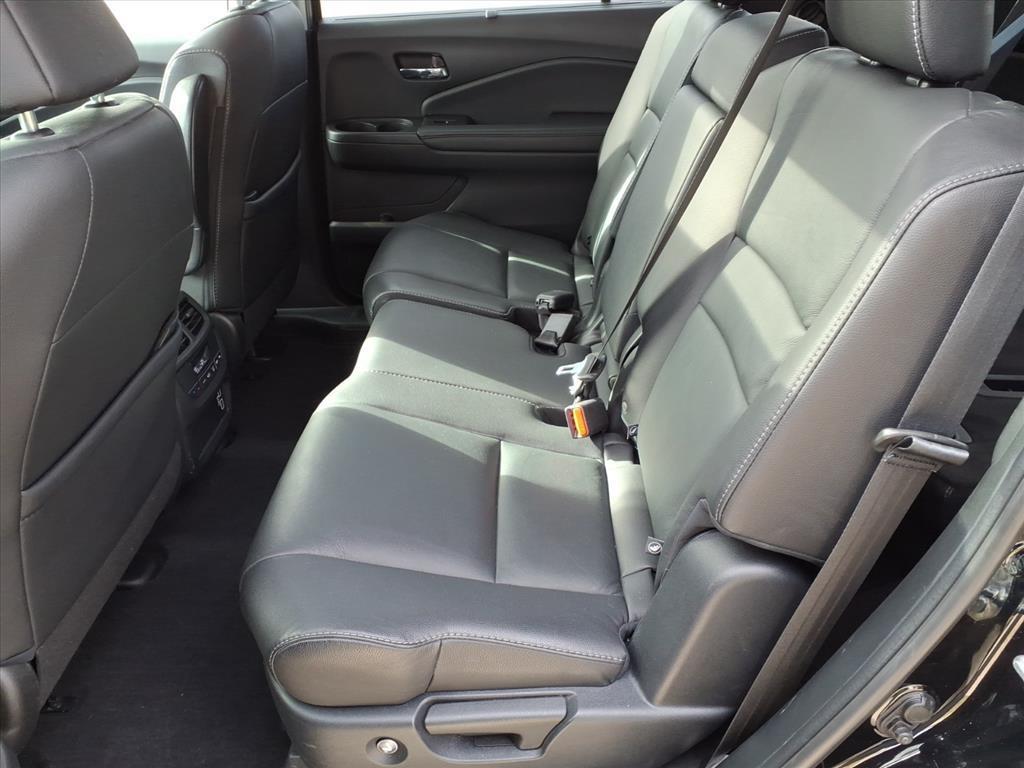 used 2021 Honda Pilot car, priced at $26,999