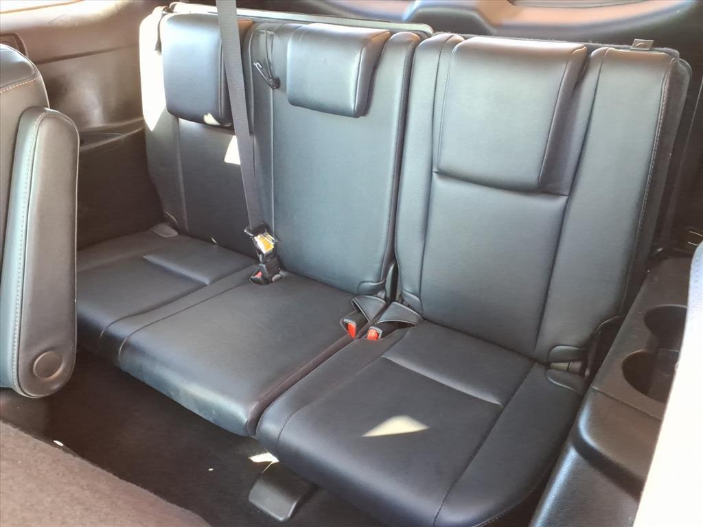 used 2019 Toyota Highlander car, priced at $24,999