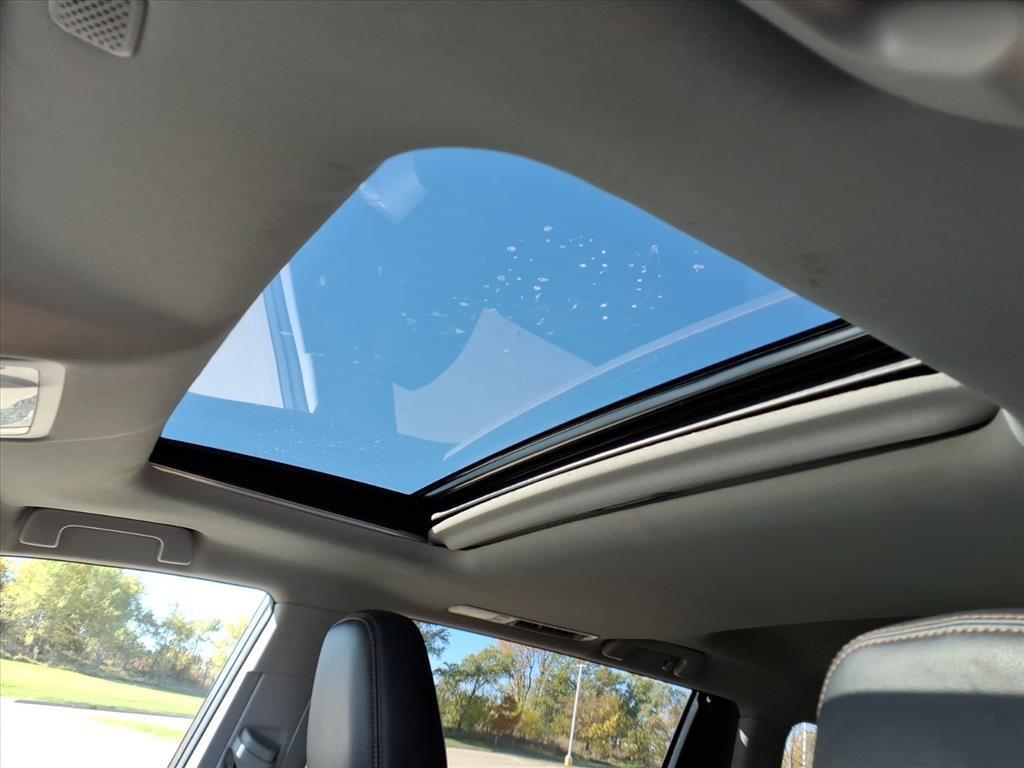 used 2019 Toyota Highlander car, priced at $24,999