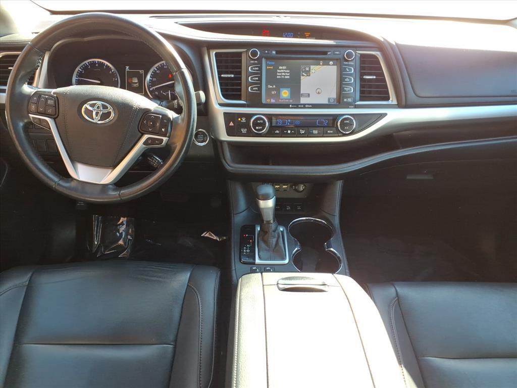 used 2019 Toyota Highlander car, priced at $24,999