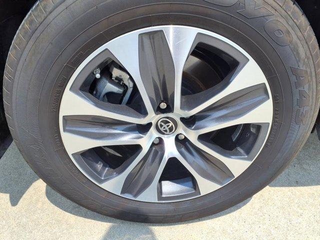 used 2023 Toyota Highlander Hybrid car, priced at $47,999