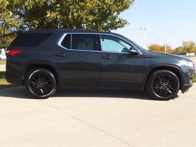 used 2021 Chevrolet Traverse car, priced at $26,988