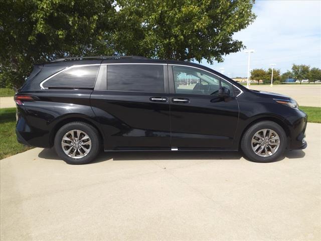 used 2023 Toyota Sienna car, priced at $44,988