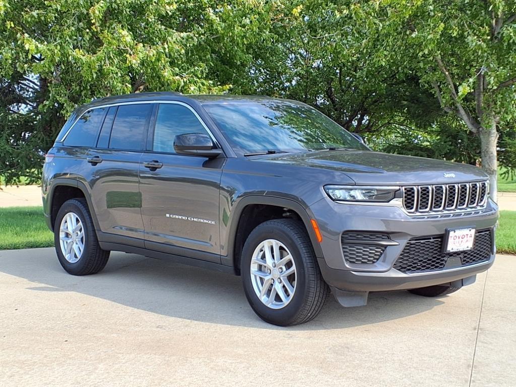 used 2024 Jeep Grand Cherokee car, priced at $30,999