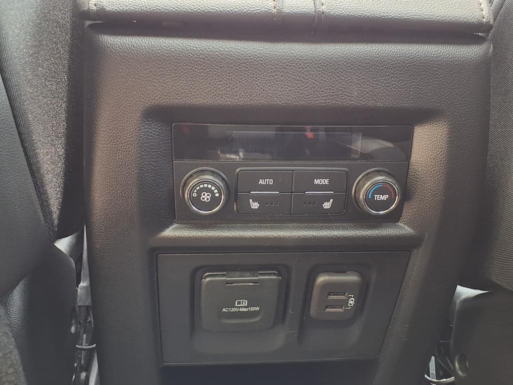 used 2023 Chevrolet Traverse car, priced at $40,999