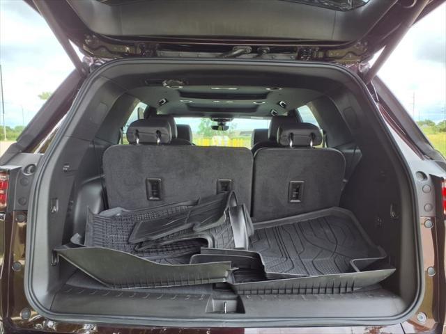 used 2023 Chevrolet Traverse car, priced at $40,999