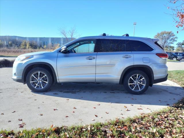 used 2018 Toyota Highlander car, priced at $29,999