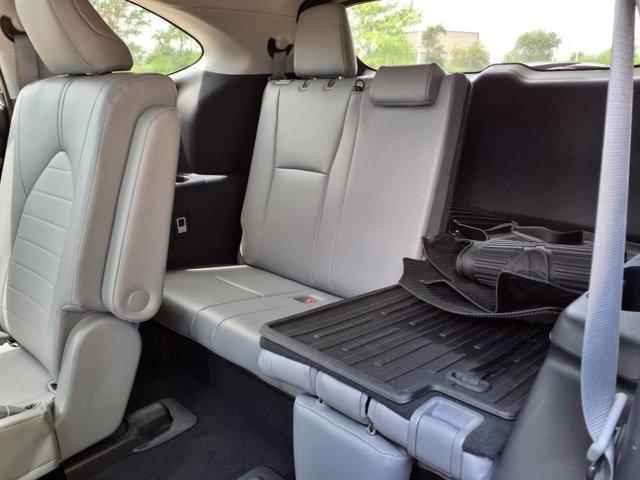 used 2022 Toyota Highlander car, priced at $39,999