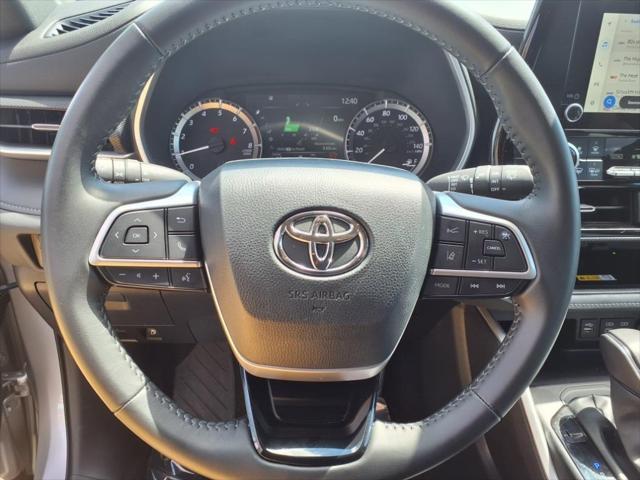 used 2024 Toyota Highlander car, priced at $44,988